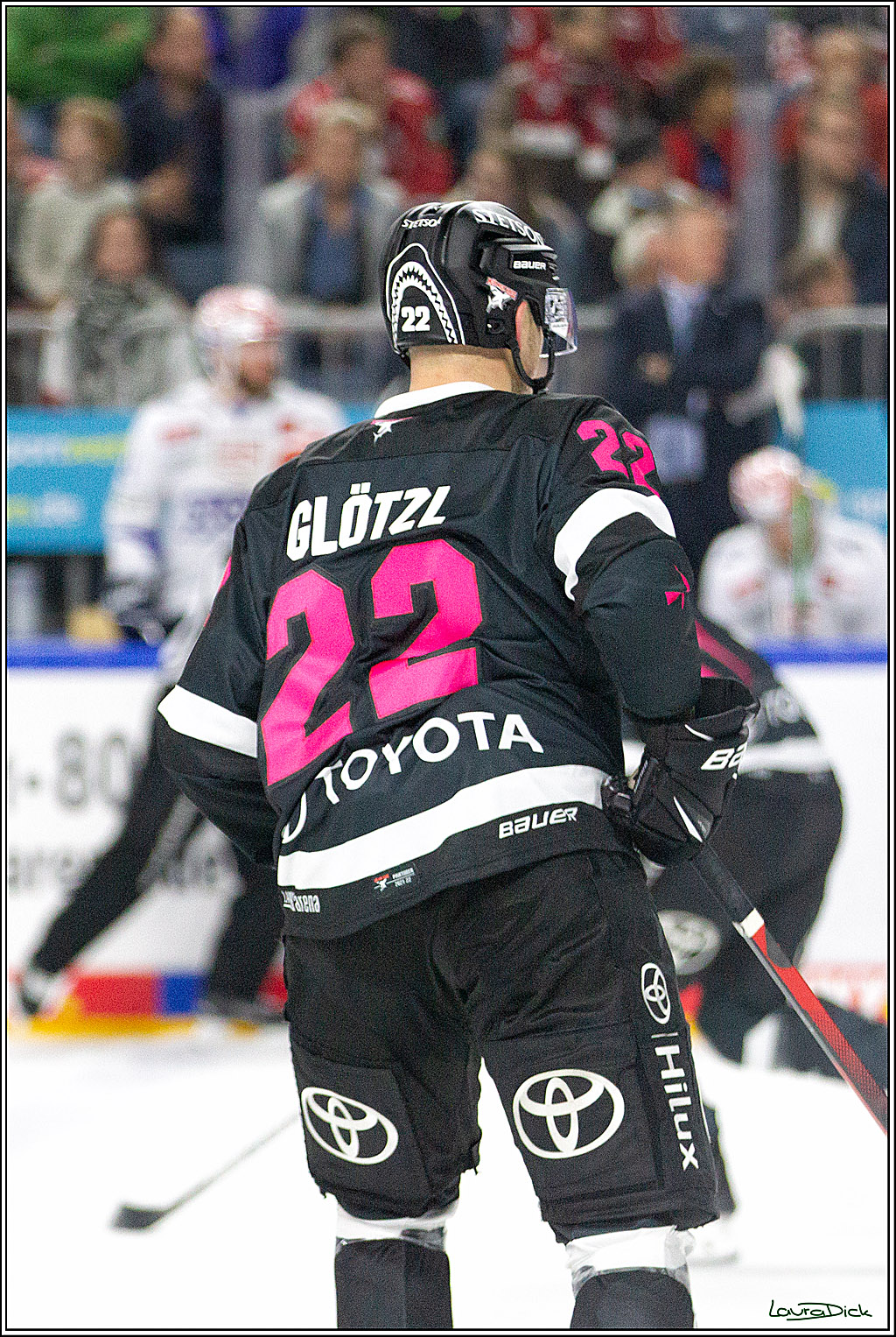 PENNY DEL;  Koelner Haie - Schwenninger Wild Wings; Koeln, 08.10.2021